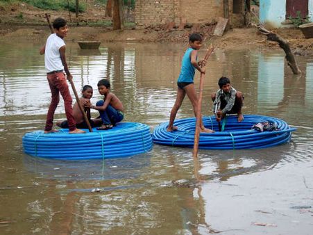 ઇલેક્ટ્રિક કેબલ વાયરની ક્ષમતા ચકાસી બાળકોએ