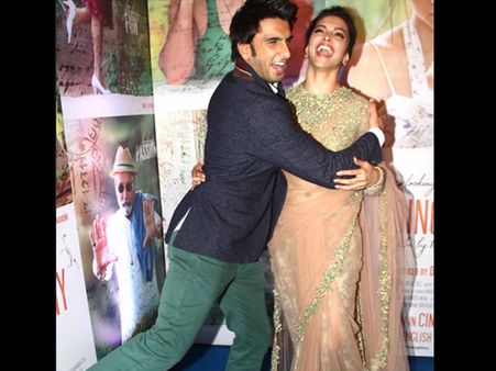 આ છોકરો મને ક્યારે છોડશે!