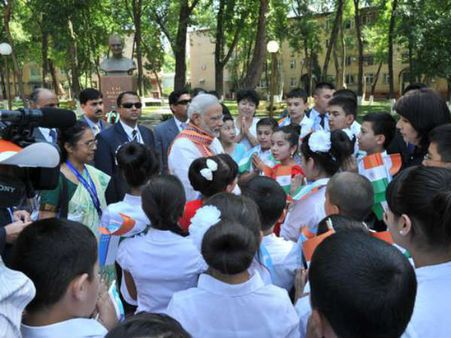 બાળકોને મળ્યા 