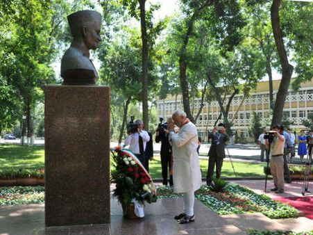 મોદી :હું કઝાકિસ્તાનમાં નવા સંબંધોની શરૂઆત કરવા આવ્યો છું