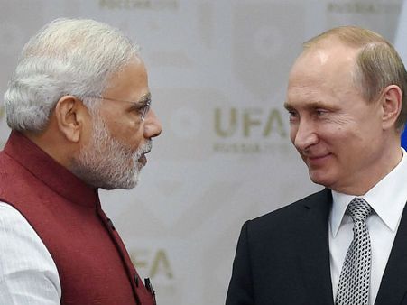 પુટિને મોદીને પુછ્યું તમે આટલો મુશ્કેલ યોગ કરી કેવી રીતે લો છો?