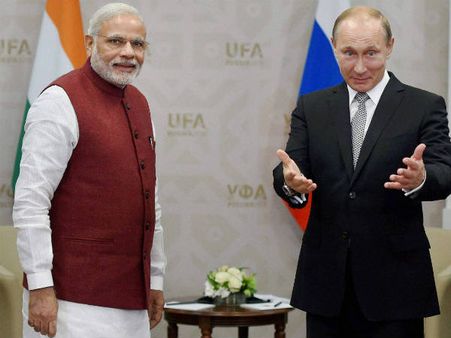 મોદીએ પુટિનને પ્રાણાયમ શીખવ્યું