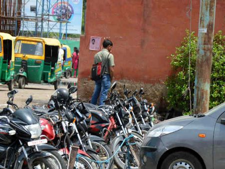 હવે જરા આ મહાશયનો વારો