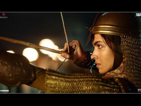 Exclusive: બાજીરાવ મસ્તાનીનું પોસ્ટર રિલિઝ