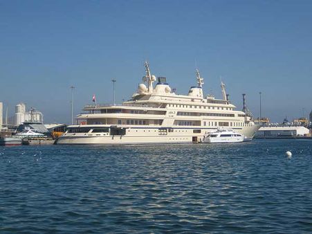 5. અલ સઇદ- 300 મિલિયન 