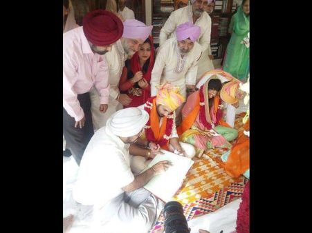 લગ્નની ખાસ તસવીરો લગ્નની ખાસ તસવીરો