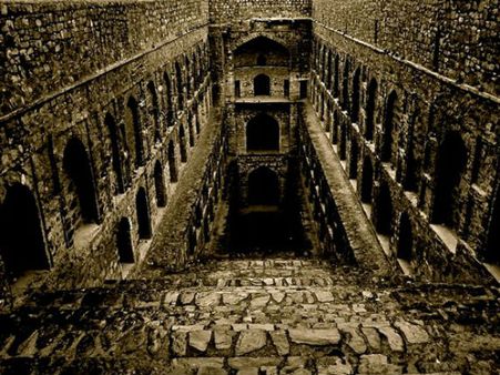 અગ્રસેનની બાવલી