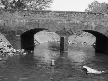 ખૂની નદી