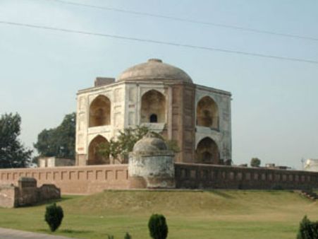 ગુરદાસપુર સાથે જોડાયેલ તથ્યો