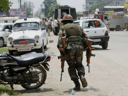 11 કલાક બાદ ગુરદાસપુર આતંકી હુમલામાં, 3 આંતકીઓ ઢેર