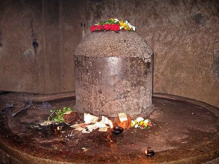 સ્ફટિકના શિવલિંગ