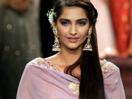 સોનમ કપૂર સોનમ કપૂર