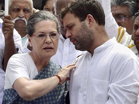 સુષ્માની સફાઇને સોનિયા નૌટંકી કહ્યું તો રાહુલ કહ્યું કેટલા પૈસા મળ્યા? 