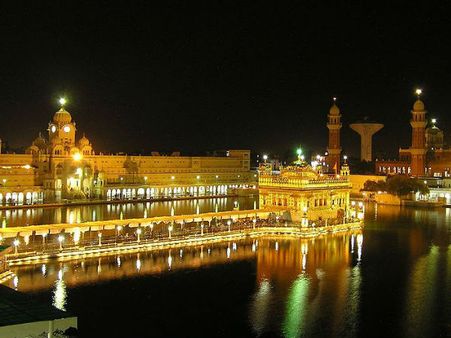 સીઢીયો ઉપર નહીં, નીચે જાય છે 