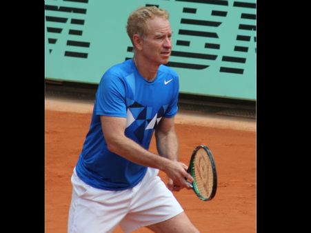 જોન મેકનૈરો