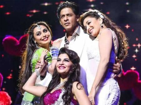 હસીનાઓની સાથે