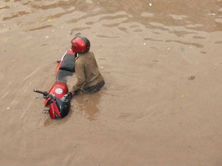 ફરીદાબાદમાં વરસાદ