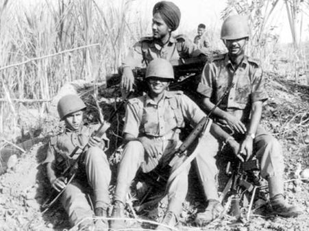 નિયમીત ભારત આવતા હતા