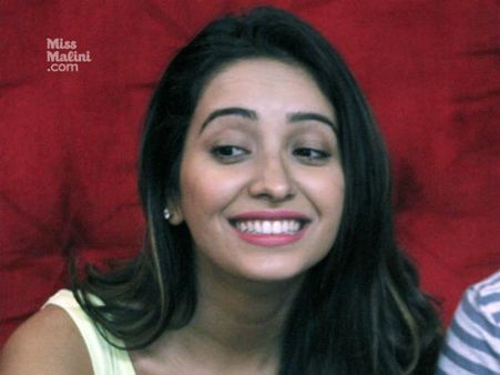 આશા નેગી આશા નેગી