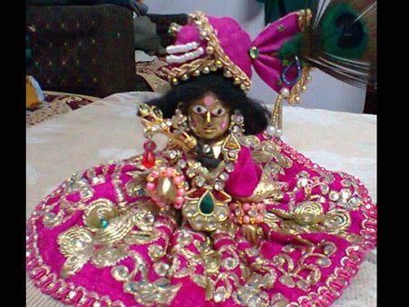 કૃષ્ણ ભગવાનના ખાસ કપડા