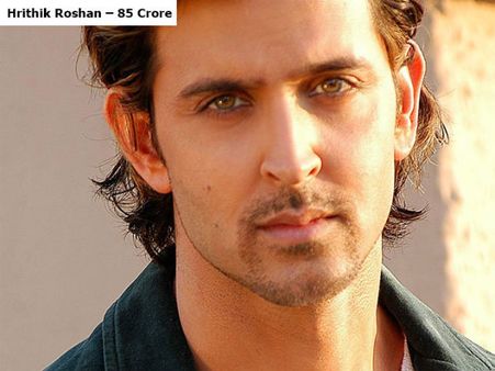 રિતિક રોશન- 85 કરોડ 