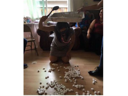 પ્રિસિલા અને ઈનડોર ગેમ્સ પ્રિસિલા અને ઈનડોર ગેમ્સ