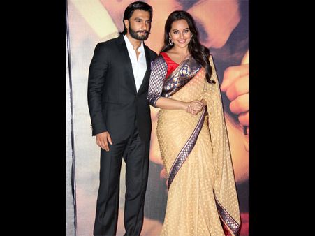 સોનાક્ષી પર આરોપ