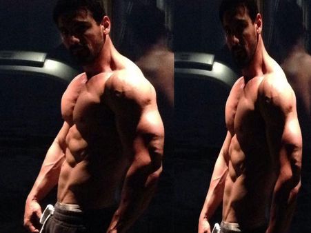 OMG! રોકી હેન્ડસમ ફિલ્મ માટે જ્હોન અબ્રાહમ આવું કરશે...!