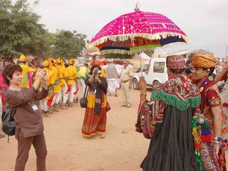તરણેતના મેળાના આ અદ્ધભૂત ફોટોમાં જુઓ રંગબેરંગી સૌરાષ્ટ્રને