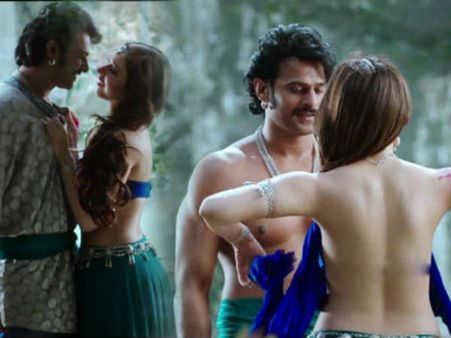 સુંદર રોમાન્સ 