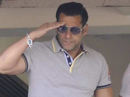 ખેલાડી ખેલાડી