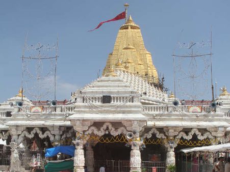 માં આરાસુરીનો સોનાનો ગુંબજ માં આરાસુરીનો સોનાનો ગુંબજ