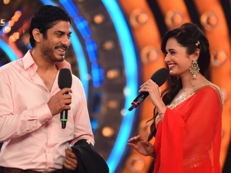 યુવિકા ચૌધરી- વિકાસ ભલ્લા 