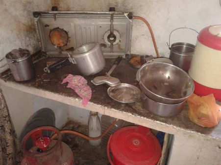 જામનગરની આંગળવાડીમાં બાળકો હતા ત્યારે કૂકર ફાટ્યું 