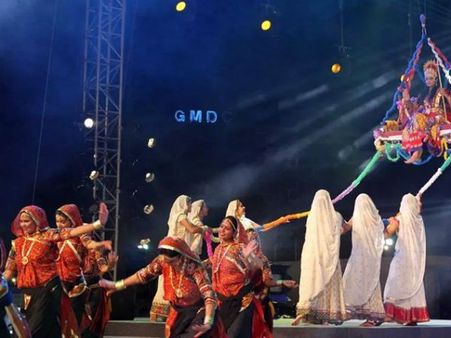 કૃષ્ણને ઝૂલાવ્યા કૃષ્ણને ઝૂલાવ્યા