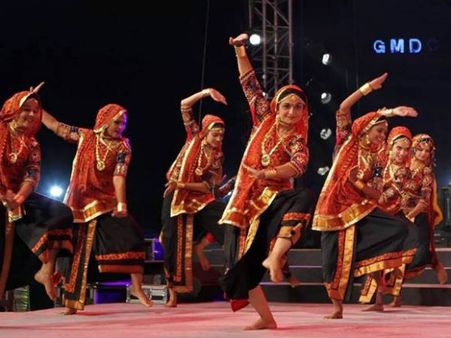 આદિવાસી નૃત્યુ આદિવાસી નૃત્યુ