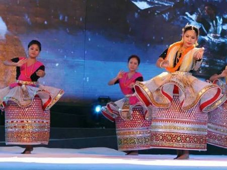 મણિપુર નૃત્યની ઝલક મણિપુર નૃત્યની ઝલક