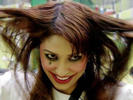 વિવાદ-4: નોયડાના ગેસ્ટહાઉસમાં નશાનું ઇજેક્શન આપીને બળાત્કાર વિવાદ-4: નોયડાના ગેસ્ટહાઉસમાં નશાનું ઇજેક્શન આપીને બળાત્કાર