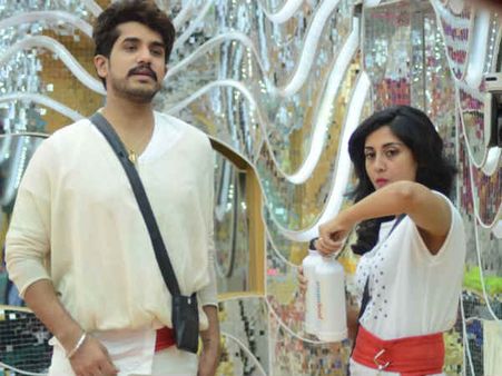 ટાસ્ક માટે ના પાડી દીધી 