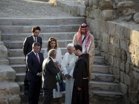 એપ્પલ અને સીટી બેંક સાથે કામ કર્યું એપ્પલ અને સીટી બેંક સાથે કામ કર્યું