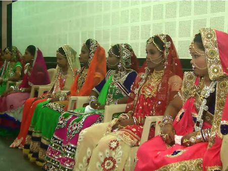 સુરતમાં 43 પટેલો લાવ્યા ઓરિસ્સાની વહુઓ 