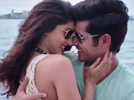 4 દિવસમાં ક્યારે કેટલી કમાણી થઇ