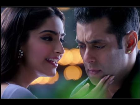 સોનમનો સુંદર અંદાજ સોનમનો સુંદર અંદાજ