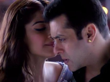 સલમાનનો અલગ અંદાજ સલમાનનો અલગ અંદાજ