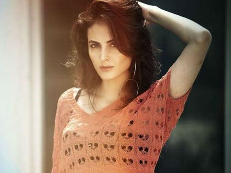 મોડેલ મોડેલ