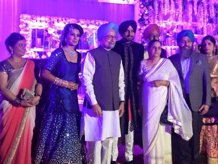 મનમોહન સિંહની હાજરી 