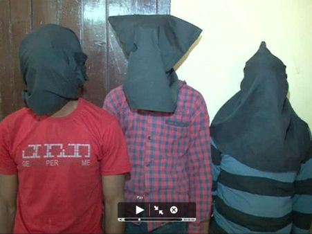 વડોદરામાં નકલી નોટો બનાવતી એક ગેંગ ઝડપાઇ 