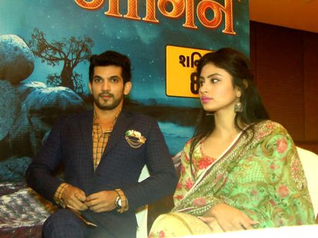 અમદાવાદમાં દેખાઇ નાગિન, ક્રાઇમ પેટ્રોલ પણ દોડતું આવ્યું