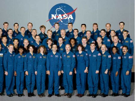 ભ્રમ-2-કોઇ પણ એસ્ટ્રોનૉટની નજર નબળી નથી હોતી 