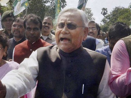 સારા કમ્યુનિકેટર 